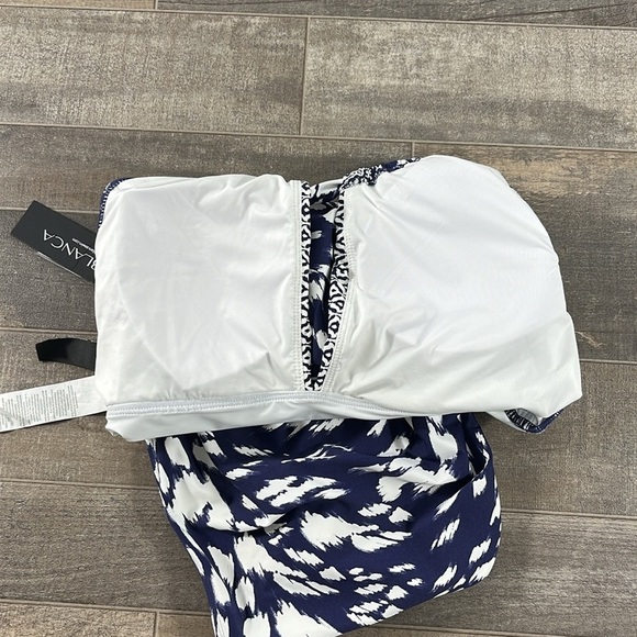 NWT La Blanca Changing Tides High-Neck Keyhole One Piece - Picture 8 of 11